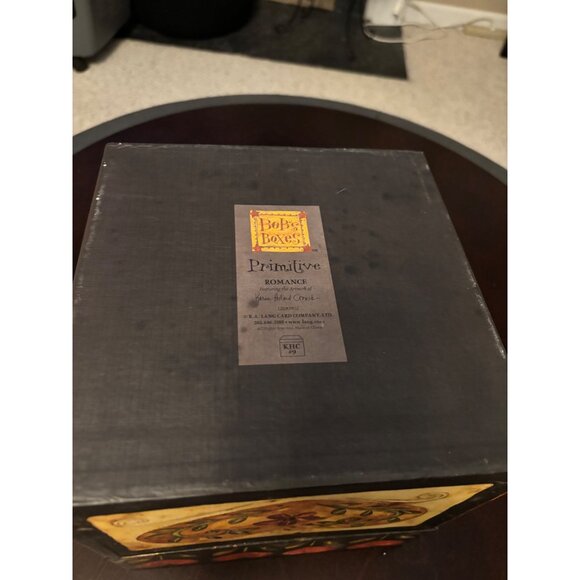 Bob's Boxes Primitives Set of 1 with lids "Romance" 8x8x8 - Picture 5 of 7